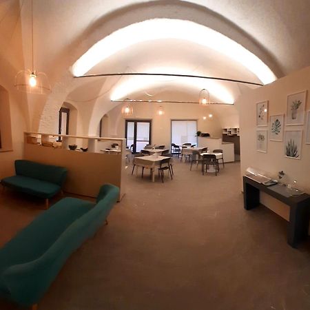 Hotel Malibu Споторно Екстер'єр фото