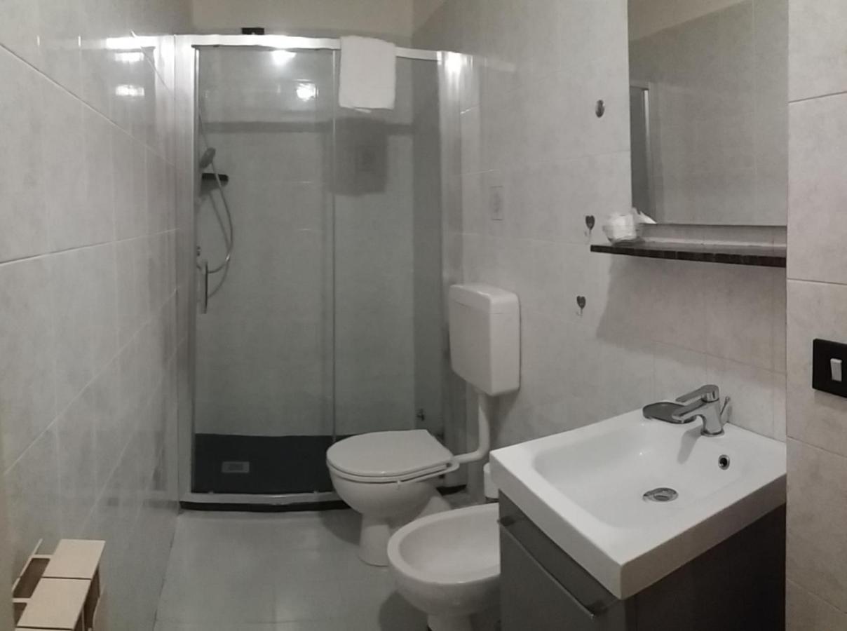 Hotel Malibu Споторно Екстер'єр фото