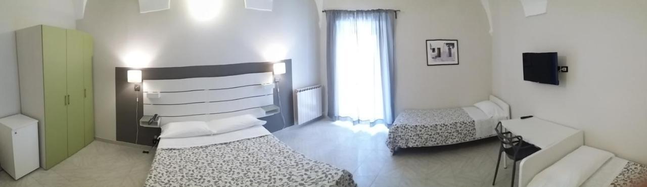 Hotel Malibu Споторно Екстер'єр фото