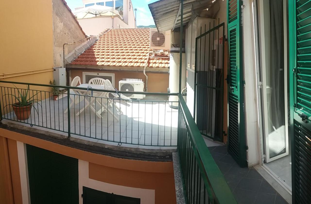 Hotel Malibu Споторно Екстер'єр фото
